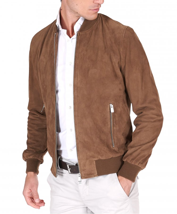 Taupe bomberjacke aus wildleder mit zwei taschen