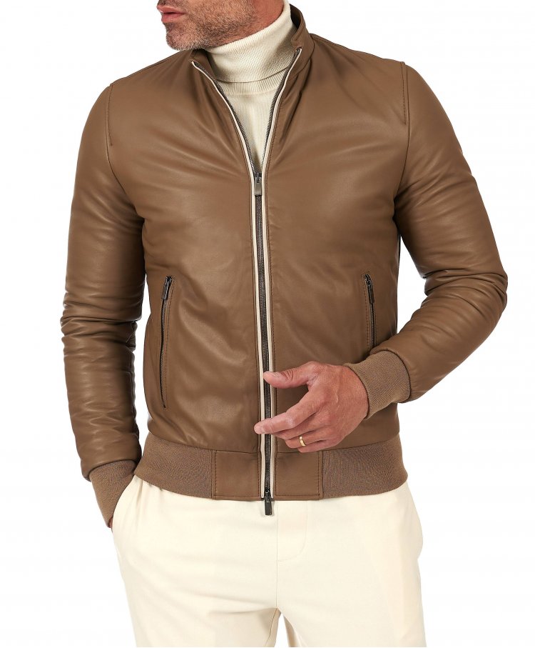 Bomber taupefarbene lederjacke mit kontrastierende Profile 